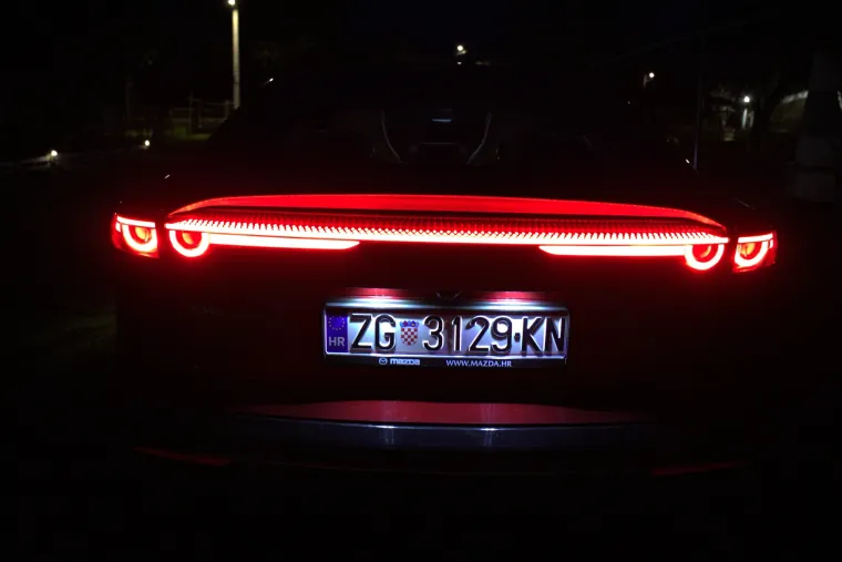 Je li ovo najljep&scaron;i automobil dana&scaron;njice? Mislili su na ba&scaron; svaki detalj, pogledajte ljepoticu