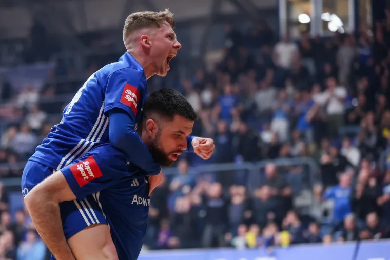 Pogledajte kako je izgledao spektakl u Ciboni: Boysi napravili pravi show
