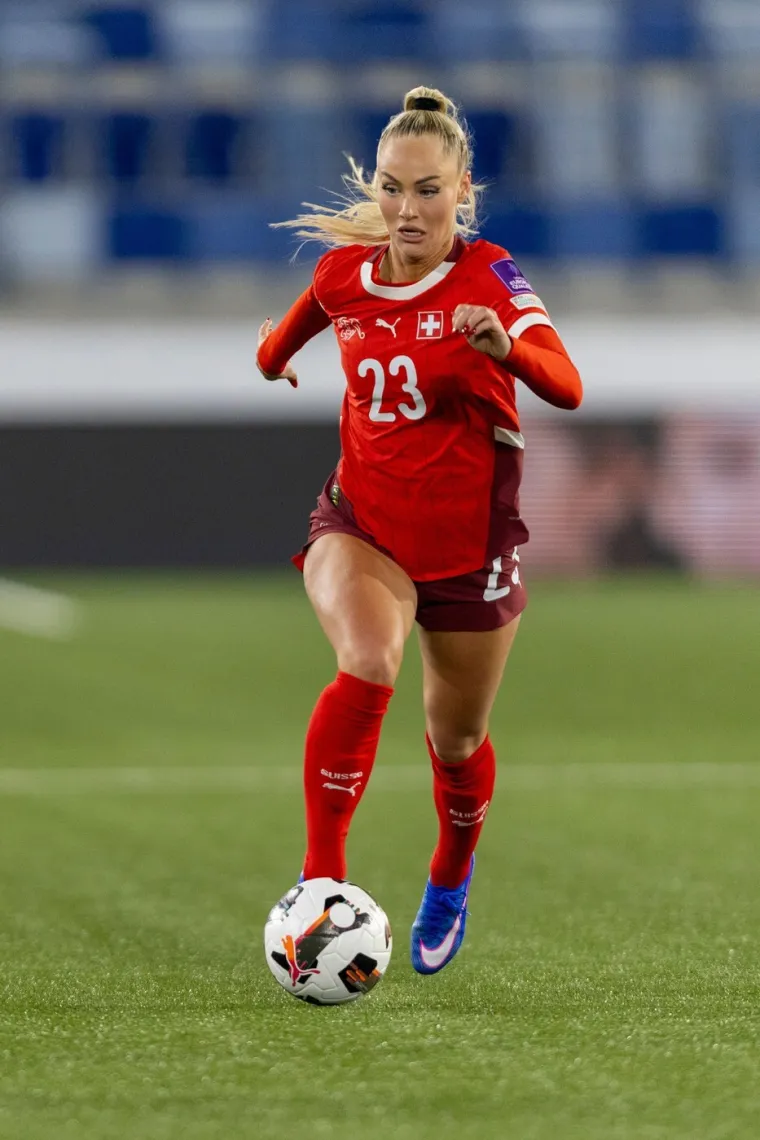 Fatalna plavu&scaron;a na nezapamćenom udaru: 'To &scaron;to pričaju o meni nije istina'