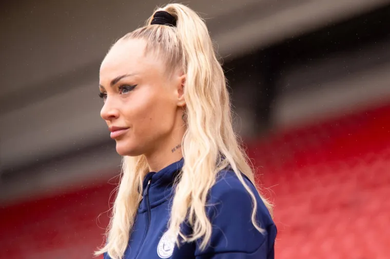 Fatalna plavu&scaron;a na nezapamćenom udaru: 'To &scaron;to pričaju o meni nije istina'