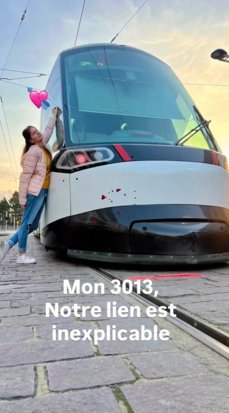 Zaljubila se u tramvaj! Za njega se simbolično udala, ali čekajte da pročitate i ostale detalje