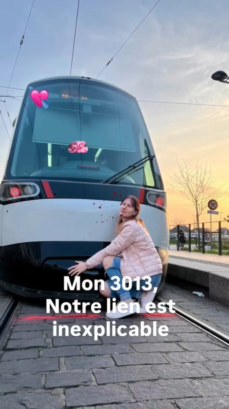 Zaljubila se u tramvaj! Za njega se simbolično udala, ali čekajte da pročitate i ostale detalje