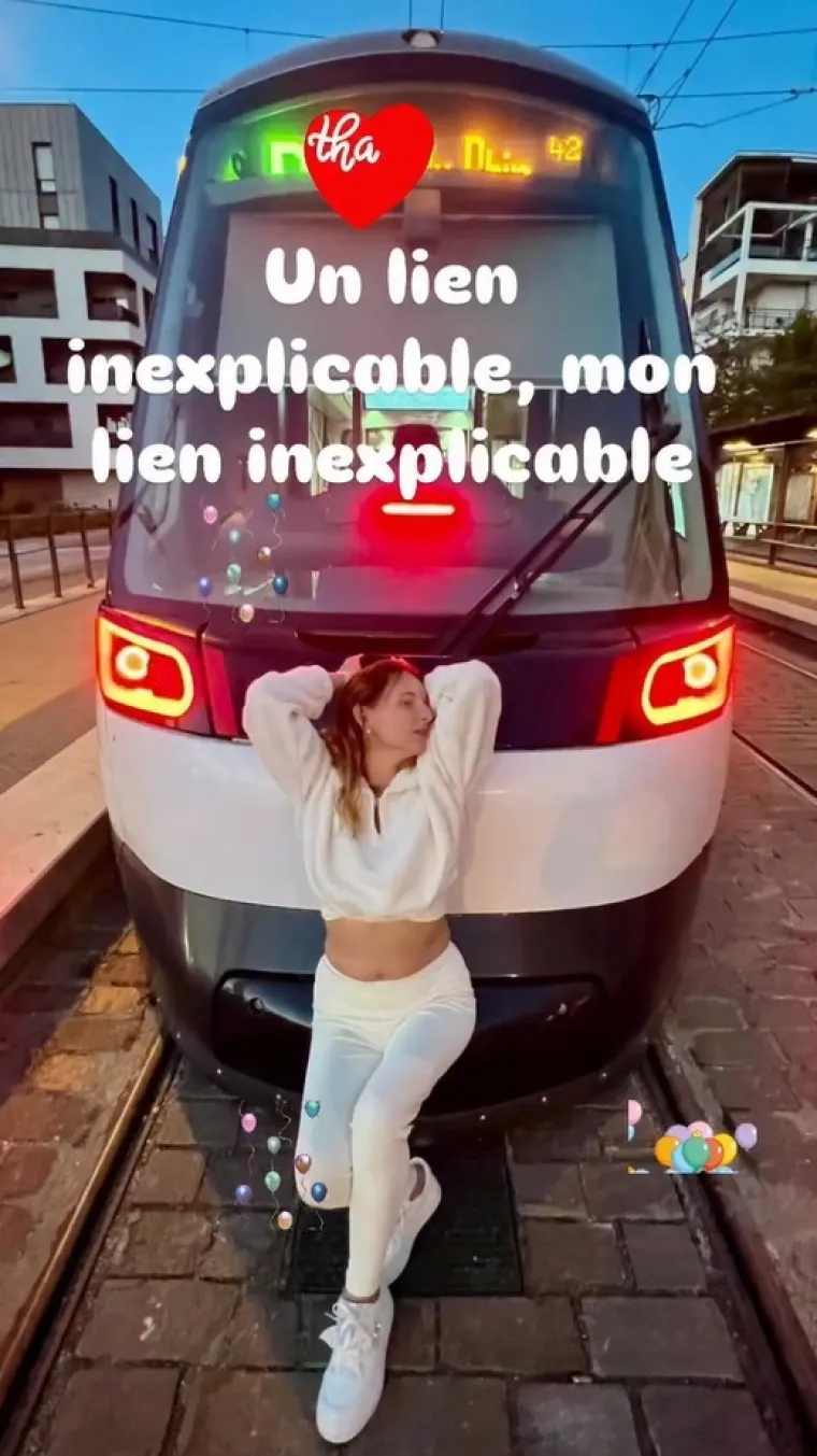 Zaljubila se u tramvaj! Za njega se simbolično udala, ali čekajte da pročitate i ostale detalje