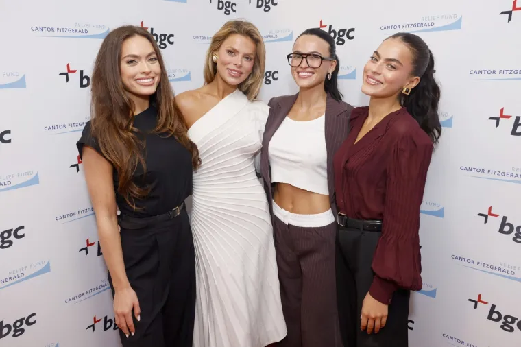 Seksepil na kvadrat: Upoznajte fatalne sestre Nader koje su zapalile dru&scaron;tvene mreže