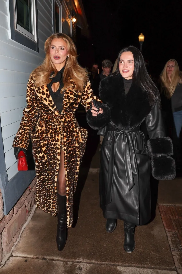 Seksepil na kvadrat: Upoznajte fatalne sestre Nader koje su zapalile dru&scaron;tvene mreže