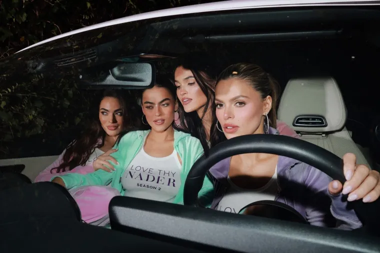 Seksepil na kvadrat: Upoznajte fatalne sestre Nader koje su zapalile dru&scaron;tvene mreže