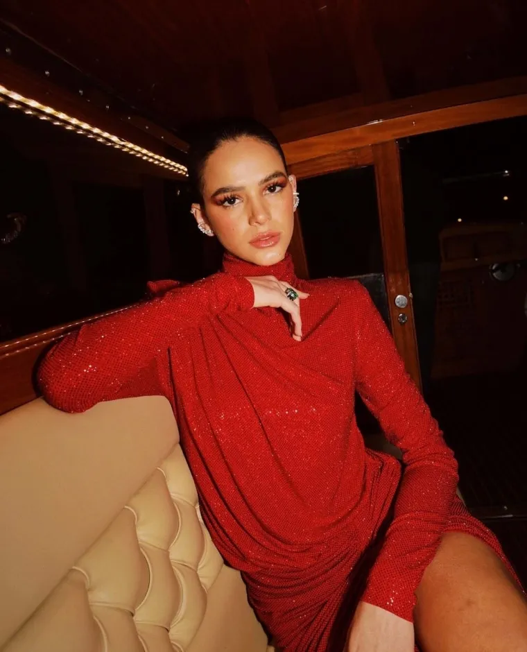 Ljepotica koja je zaludila Neymara i Mendesa: Tko je zanosna Bruna Marquezine?