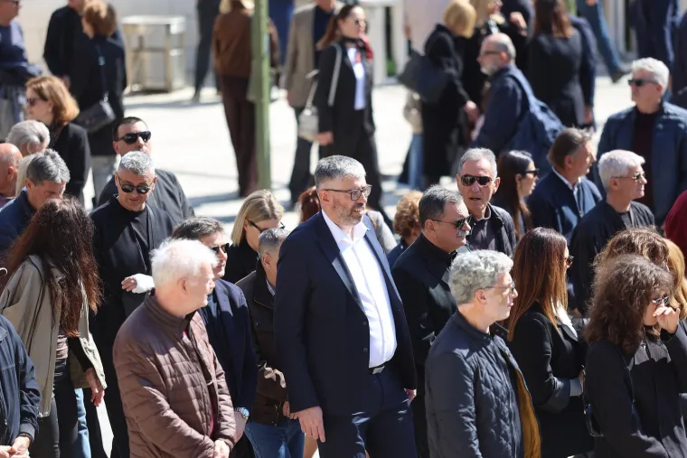 Split se oprostio od oca Igora Tudora: Poznata lica stigla odati posljednju počast