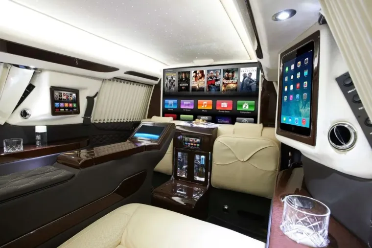 Auto? Ne, već monstrum od 600.000 &euro;! Spoj brutalne sile i luksuza kakvog jo&scaron; niste vidjeli