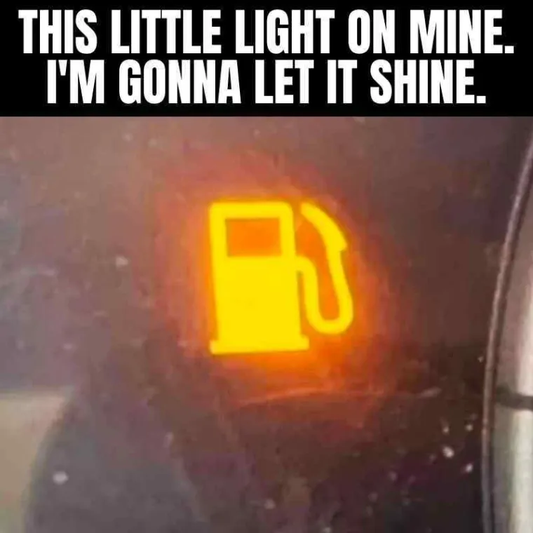 Tko bi rekao da ćemo se cijenama goriva moći i nasmijati: Pogledajte ove memove, urnebesni su