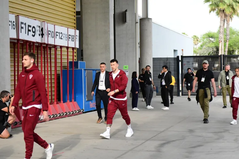 Dolazak Hrvata na Camping World, pogledajte s kim su Luka i Dalić u&scaron;li na stadion