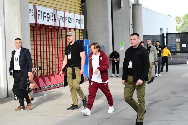 Dolazak Hrvata na Camping World, pogledajte s kim su Luka i Dalić u&scaron;li na stadion