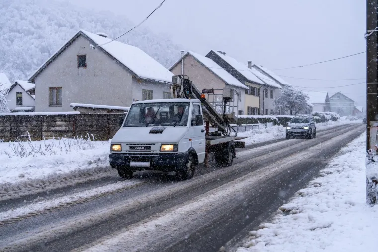 Snježni &scaron;ok u Hrvatskoj! Proljeće nestalo preko noći, ovi prizori su nestvarni...