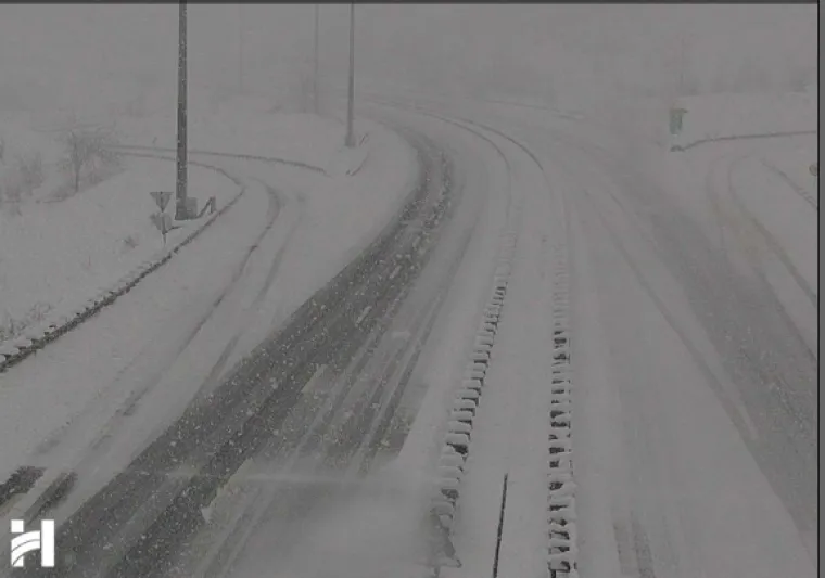 Snježni &scaron;ok u Hrvatskoj! Proljeće nestalo preko noći, ovi prizori su nestvarni...