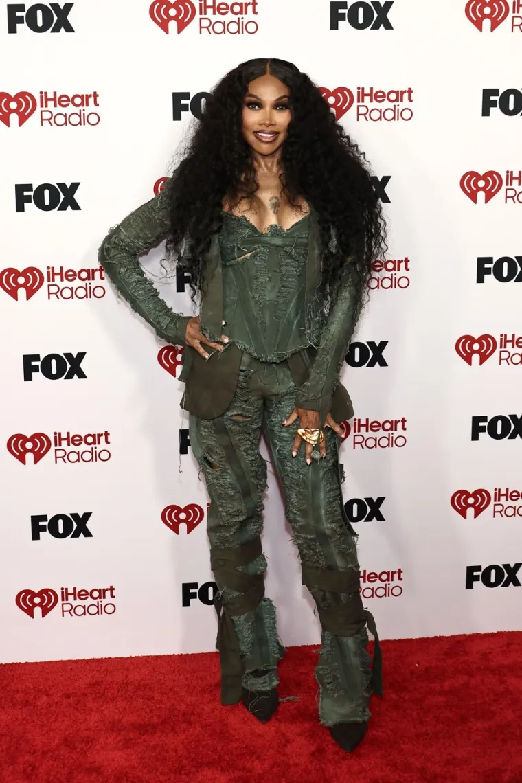 Modni cirkus na crvenom tepihu: Jesu li ovo najbizarnija izdanja poznatih zvijezda?