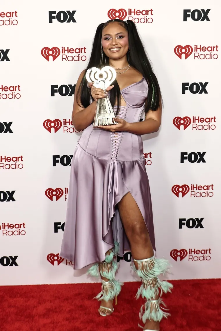 Modni cirkus na crvenom tepihu: Jesu li ovo najbizarnija izdanja poznatih zvijezda?