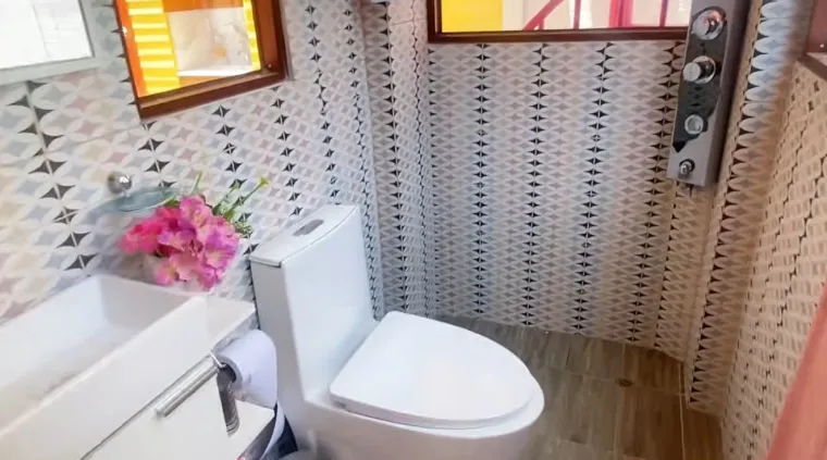 Izgradio je najužu kuću na svijetu, s prednje strane &scaron;iroku samo 63 cm! I iznutra izgleda sjajno