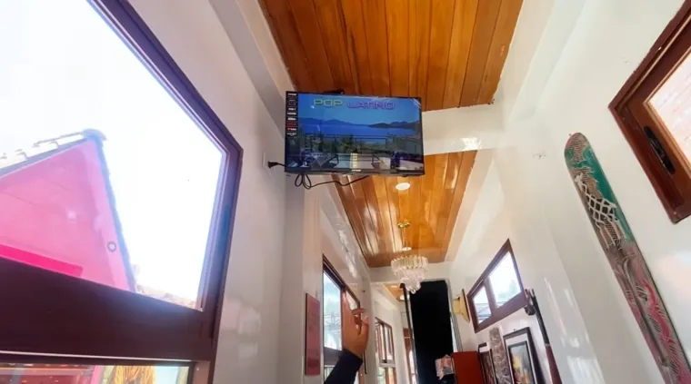 Izgradio je najužu kuću na svijetu, s prednje strane &scaron;iroku samo 63 cm! I iznutra izgleda sjajno