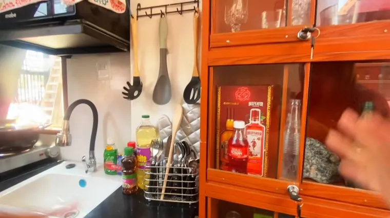 Izgradio je najužu kuću na svijetu, s prednje strane &scaron;iroku samo 63 cm! I iznutra izgleda sjajno