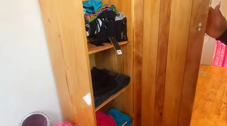 Izgradio je najužu kuću na svijetu, s prednje strane &scaron;iroku samo 63 cm! I iznutra izgleda sjajno