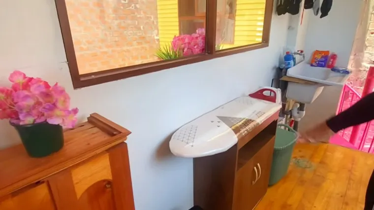 Izgradio je najužu kuću na svijetu, s prednje strane &scaron;iroku samo 63 cm! I iznutra izgleda sjajno