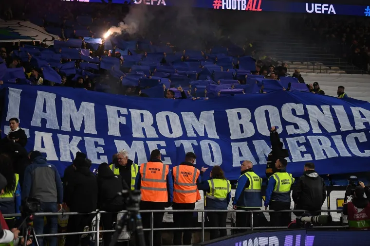 Pogledajte kako su navijači BiH dočekali Džeku i ostale heroje