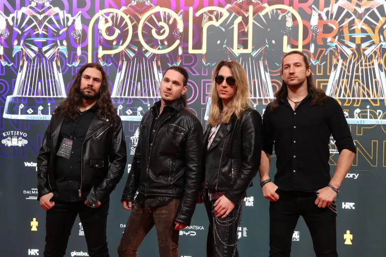 Giulliano, Goran Karan ili Mrle u gaćama: Ne zna se tko je &scaron;armantniji na dodjeli Porina