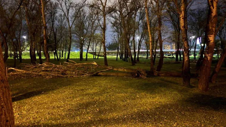 Oluja 'počupala' Bundek: Pogledajte &scaron;to je ostalo od omiljenog zagrebačkog parka