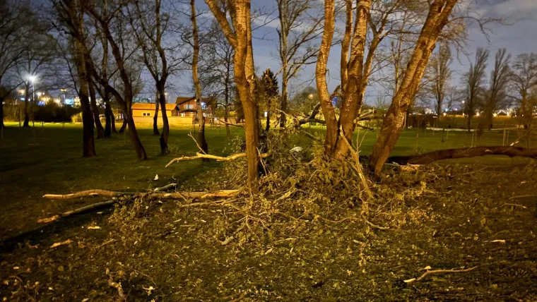 Oluja 'počupala' Bundek: Pogledajte &scaron;to je ostalo od omiljenog zagrebačkog parka