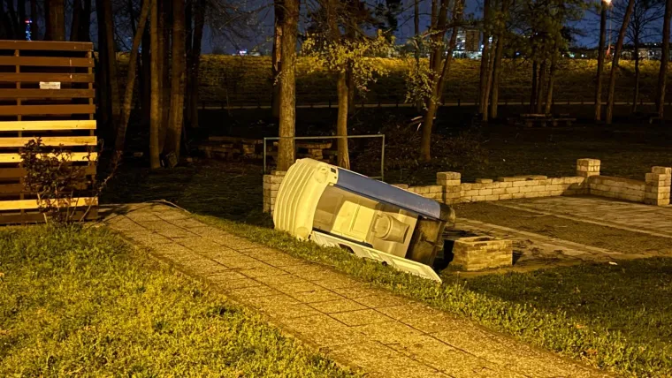 Oluja 'počupala' Bundek: Pogledajte &scaron;to je ostalo od omiljenog zagrebačkog parka