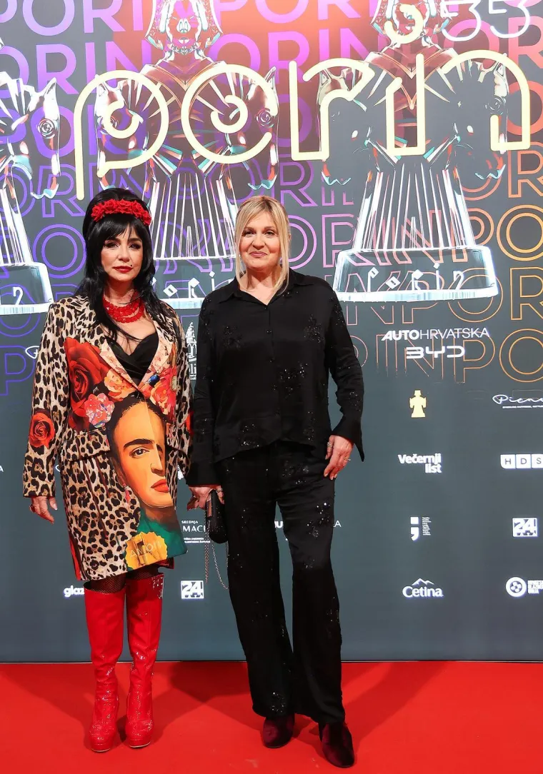 Giulliano, Goran Karan ili Mrle u gaćama: Ne zna se tko je &scaron;armantniji na dodjeli Porina