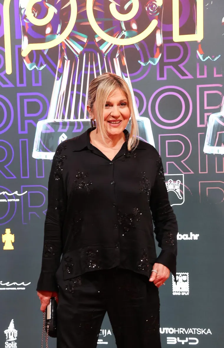 Giulliano, Goran Karan ili Mrle u gaćama: Ne zna se tko je &scaron;armantniji na dodjeli Porina