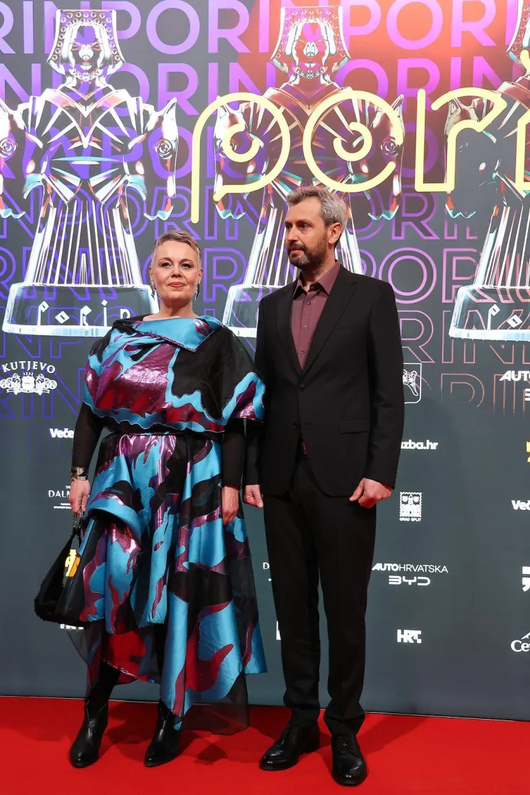 Giulliano, Goran Karan ili Mrle u gaćama: Ne zna se tko je &scaron;armantniji na dodjeli Porina