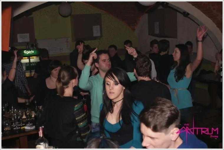 Ove ljepotice vladale su Antrumom: Pogledajte kako je izgledao ludi provod prije 13 godina