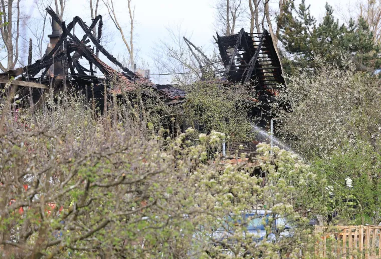Kuća u potpunosti izgorjela, mu&scaron;karac i žena umrli: Vatrogasce dočekao stra&scaron;an prizor