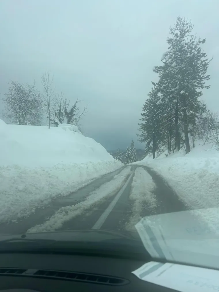 Pogledajte na &scaron;to liči stara cesta prema moru: 'Cijeli život se tu vozim, ovo jo&scaron; nisam doživila'