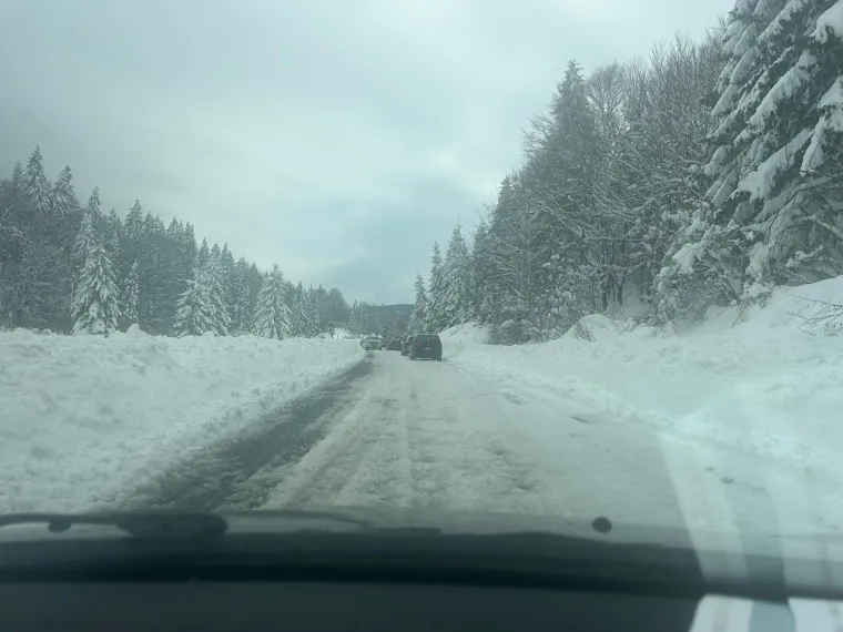 Pogledajte na &scaron;to liči stara cesta prema moru: 'Cijeli život se tu vozim, ovo jo&scaron; nisam doživila'
