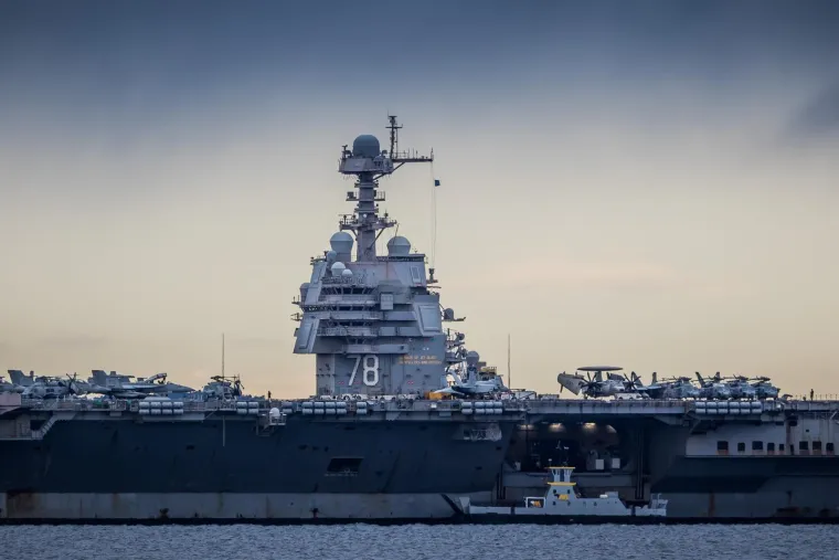 Fascinantni novi prizori američke grdosije u Splitu: Pogledajte tu veličinu u odnosu na grad