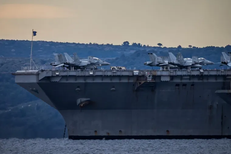 Fascinantni novi prizori američke grdosije u Splitu: Pogledajte tu veličinu u odnosu na grad