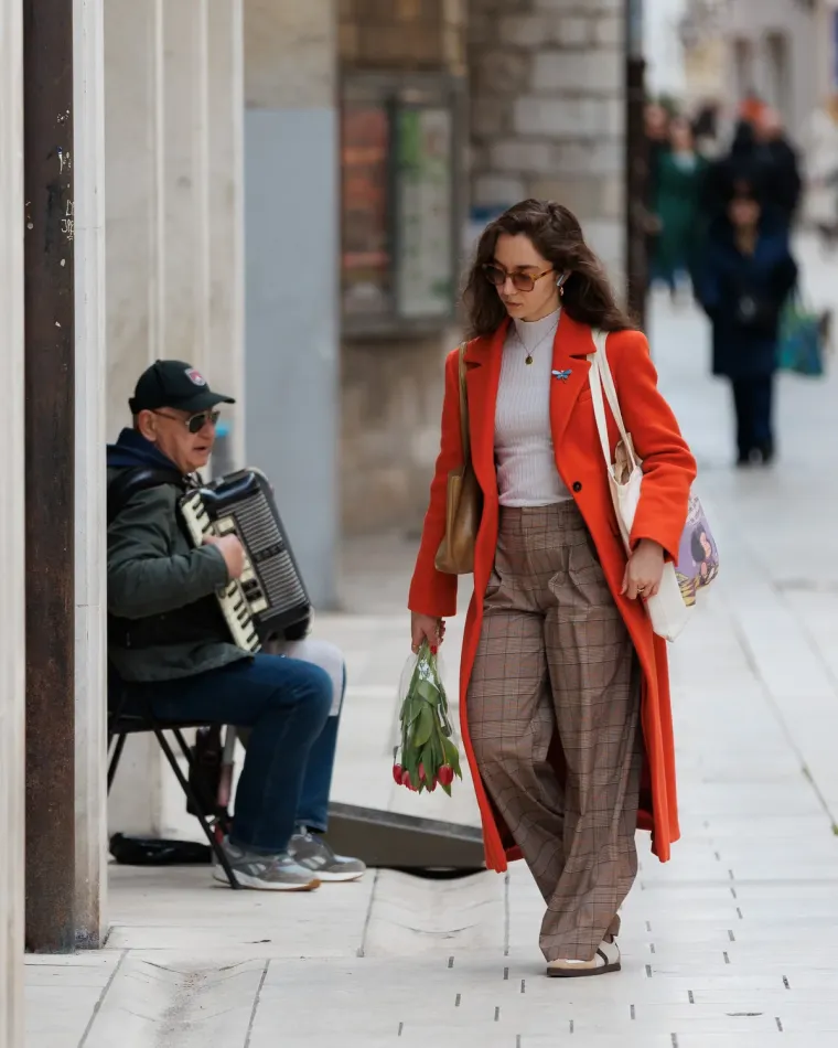 Ma tako to radi kraljica zadarske &scaron;pice: Atraktivna Marija ponovno 'oduzimala dah' prolaznicima