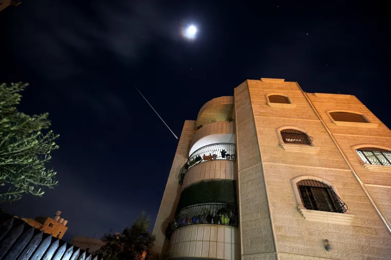 Pogledajte &scaron;to su Iranci poslali na Izrael: U Tel Avivu razbijen antiratni prosvjed