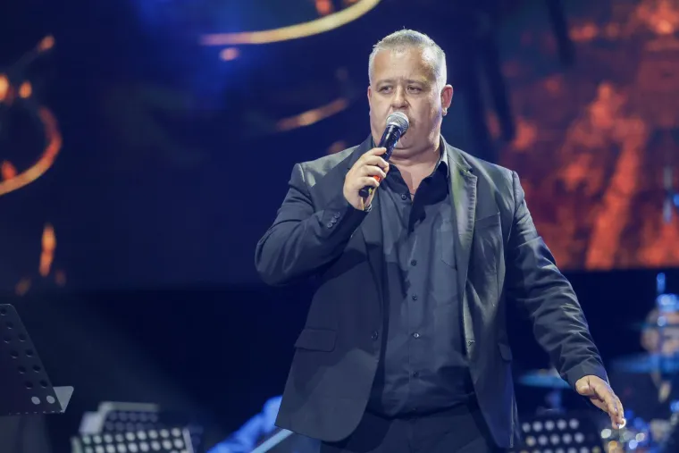 Ovako se partijalo u Zagrebu: Hitovi 'kralja narodne glazbe' odzvanjali su Arenom