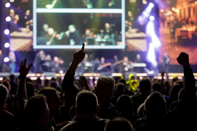 Ovako se partijalo u Zagrebu: Hitovi 'kralja narodne glazbe' odzvanjali su Arenom