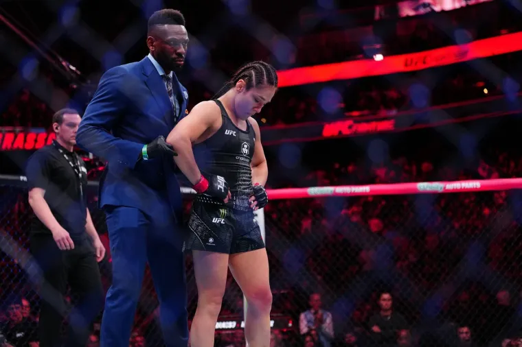 Meksikanka izgleda nježno, ali udara brutalno: Ovako nokautira djevojka od 60 kila!