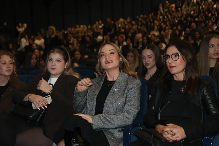 Jakov Jozinović 'zapalio' Beograd: Srpski glazbenici pružili mu podr&scaron;ku, evo tko se sve pojavio