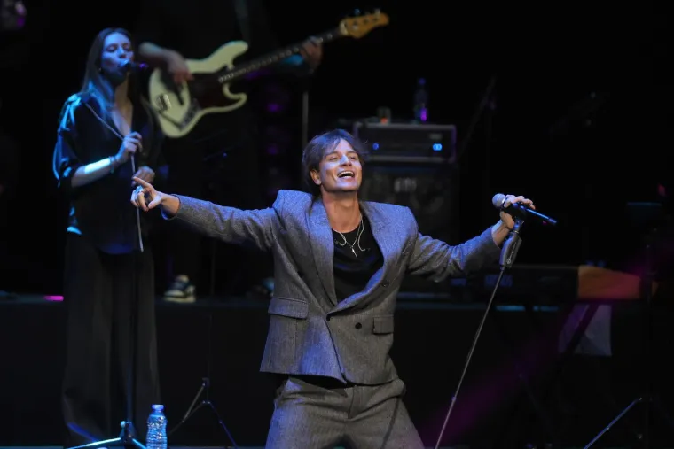 Jakov Jozinović 'zapalio' Beograd: Srpski glazbenici pružili mu podr&scaron;ku, evo tko se sve pojavio