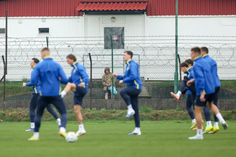 Biv&scaron;i dinamovac plijenio pažnju na treningu Bosne i Hercegovine