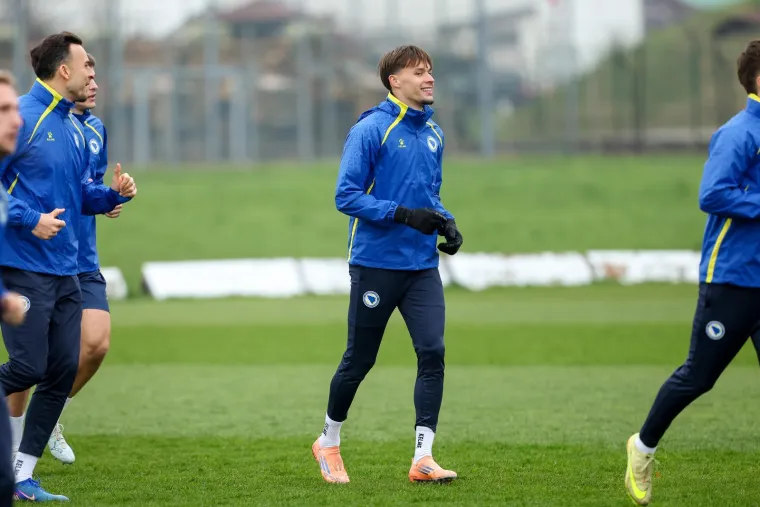 Biv&scaron;i dinamovac plijenio pažnju na treningu Bosne i Hercegovine