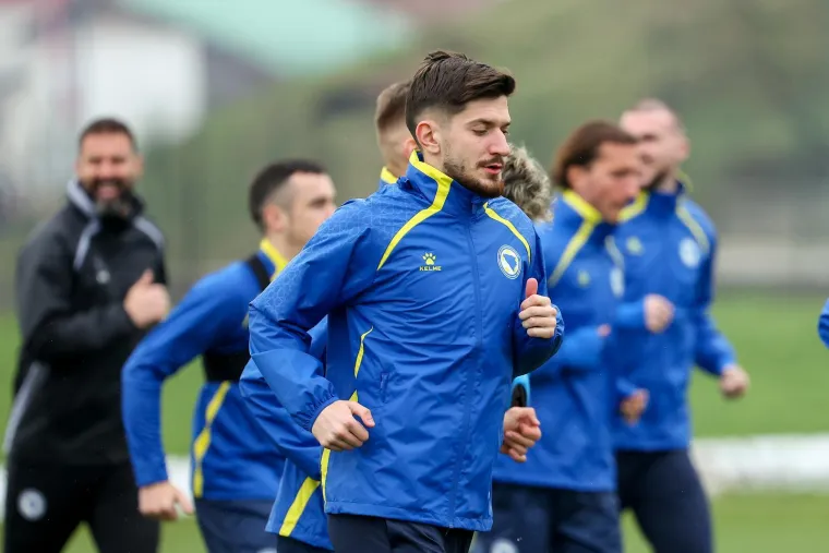 Biv&scaron;i dinamovac plijenio pažnju na treningu Bosne i Hercegovine