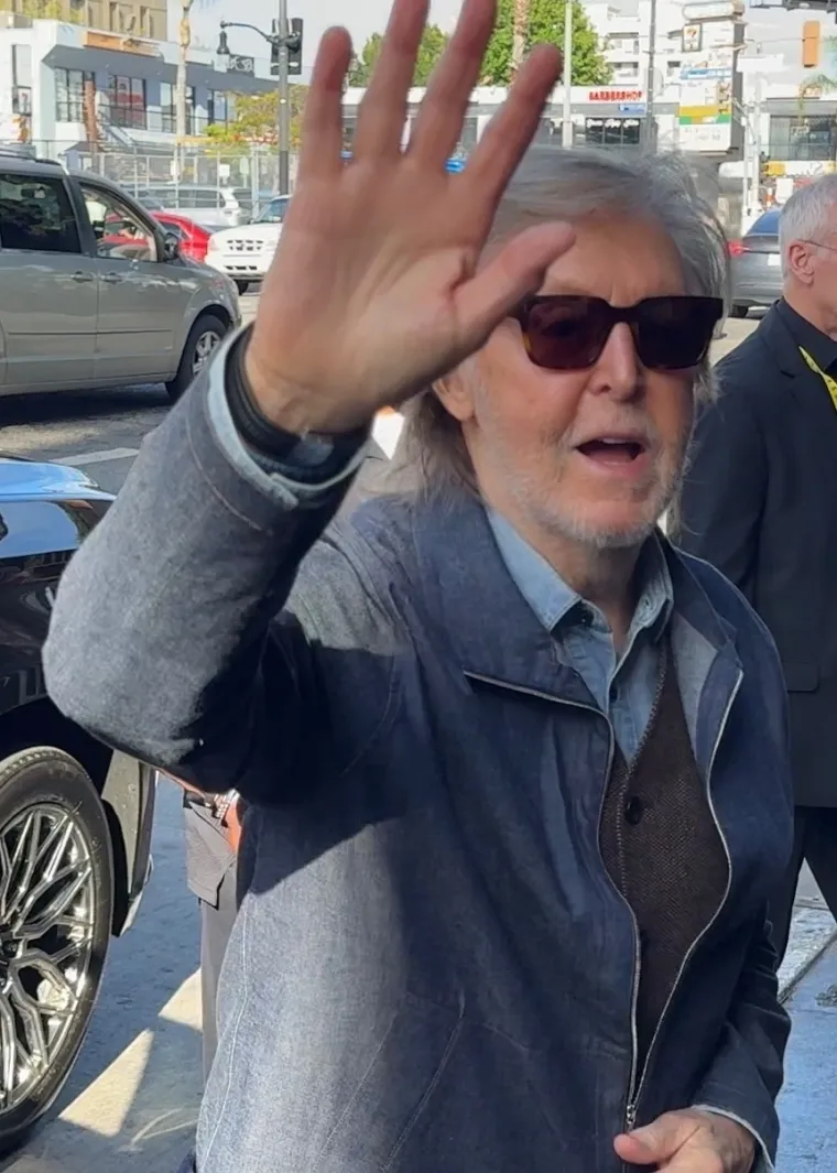 Prepoznajete li ga? Ova se legenda opra&scaron;ta, a pogledajte kako je izgledao u mladosti